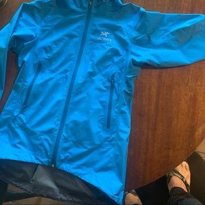 Great condition arc’teryx goretex Beta jacket